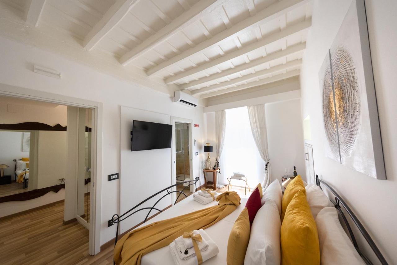 Barcaccia Luxury Suites Рим Экстерьер фото