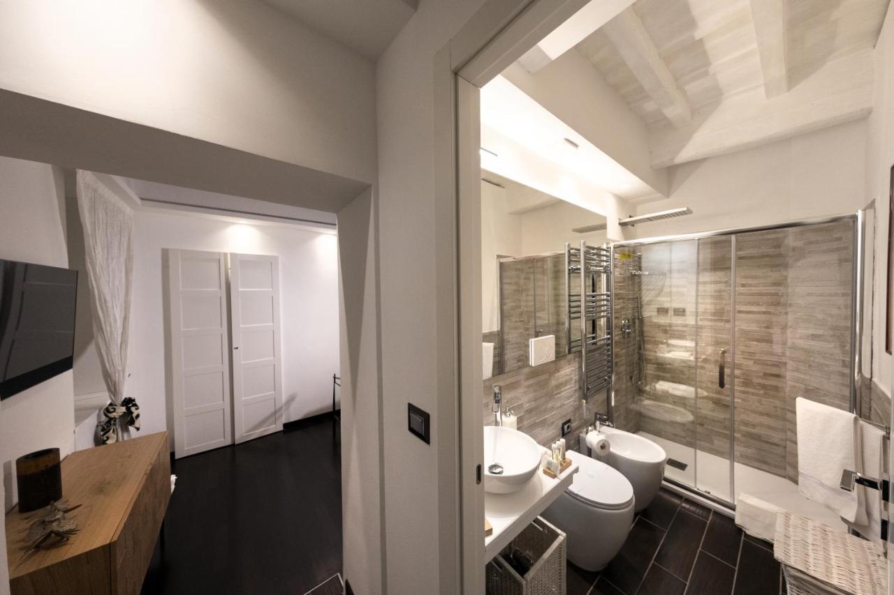 Barcaccia Luxury Suites Рим Экстерьер фото