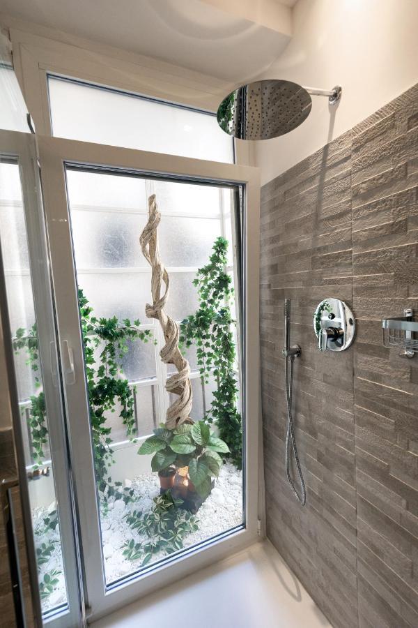 Barcaccia Luxury Suites Рим Экстерьер фото