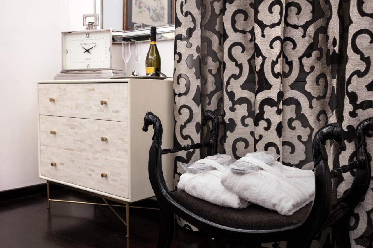 Barcaccia Luxury Suites Рим Экстерьер фото